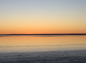 australia/eyre-peninsula/attraction/kati-thanda-lake-eyre-national-park