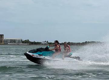 florida/clearwater-beach/attraction/clearwater-beach-jet-ski-tours