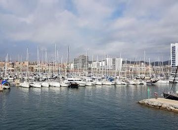 spain/barcelona/attraction/port-esportiu-de-badalona