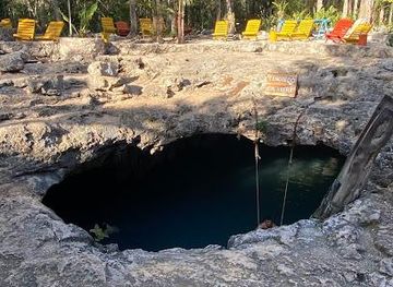 mexico/tulum/attraction/cenote-calavera