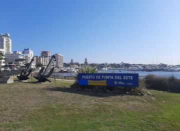uruguay/punta-del-este/attraction/la-glorieta