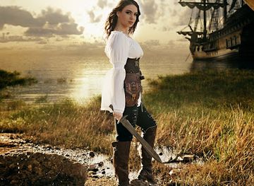 new-mexico/carlsbad/attraction/pirates-of-the-pecos