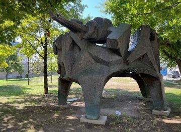 hungary/budapest/attraction/statua