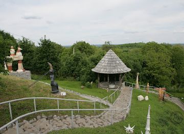 ukraine/poltava-region/attraction/natsionalnyy-muzey-zapovidnyk-ukrayinskoho-honcharstva-v-opishnomu