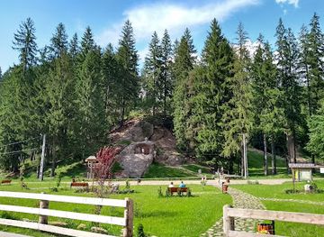 romania/bucovina/attraction/daniil-sihastrul-s-hermitage