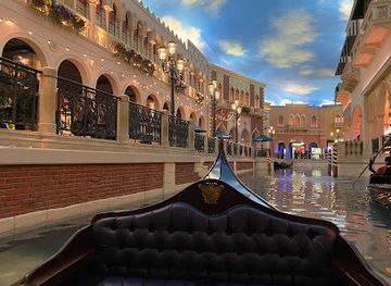 nevada/las-vegas/attraction/gondola-rides-at-the-venetian