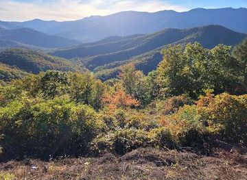 north-carolina/blue-ridge-mountains/attraction/black-mountains-overlook