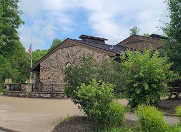 ohio/punderson-state-park/attraction/the-west-woods-nature-center