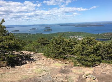 maine/mount-desert-island/attraction/dorr-mountain-trailhead