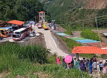 bolivia/yungas-road/attraction/parque-de-aventuras-san-benito