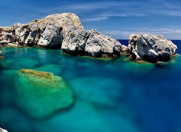 greece/rhodes/lindos/attraction/lion-s-head