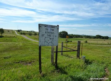kansas/cherokee-lowlands/attraction/the-geographic-center-of-the-united-states