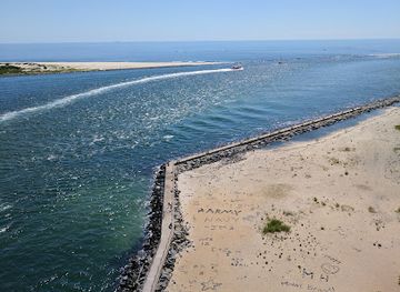 new-jersey/island-beach-state-park/attraction/barnegat-lighthouse-interpretive-center