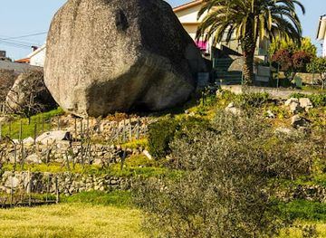 portugal/viseu/attraction/penedo-do-perseguido