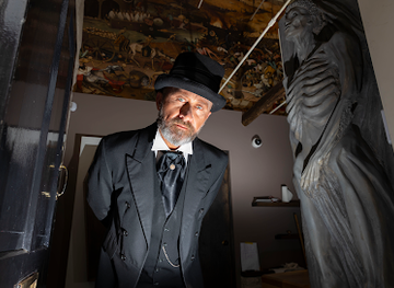 ireland/county-waterford/attraction/waterford-treasures-irish-wake-museum