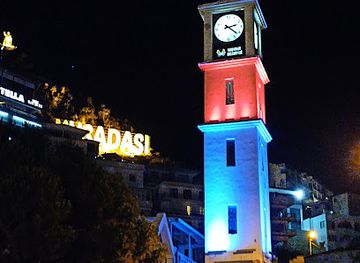 turkiye/kusadasi/attraction/ecevit-parki