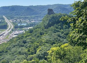 minnesota/winona/attraction/sugarloaf