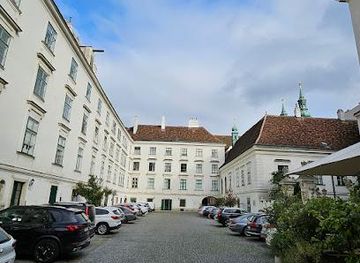 austria/eisenstadt/attraction/heiligenkreuzerhof