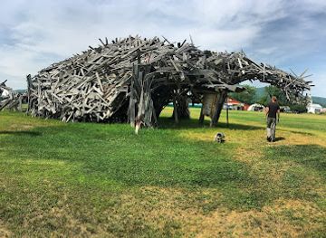 vermont/orange-county/attraction/vermontasaurus