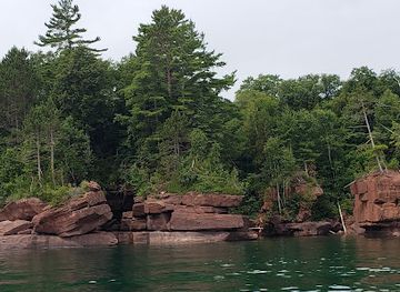 wisconsin/madeline-island/attraction/apostle-islands-maritime-forests-state-natural-area