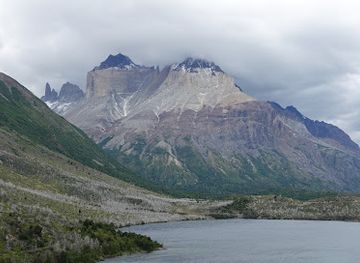 chile/magallanes-and-chilean-antarctica-region/attraction/lago-skottsberg