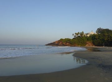 india/kovalam/attraction/rock-view-guest-house-kovalam