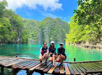 philippines/coron/attraction/herbert-s-private-land-boat-tours