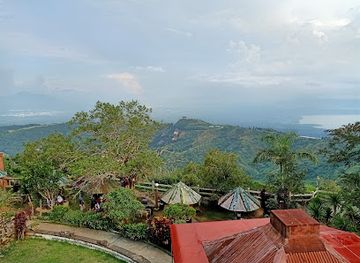 philippines/tagaytay/attraction/sky-fun-amusement-park-at-sky-ranch