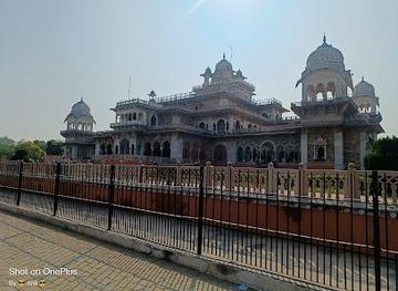 india/jaipur/attraction/ramniwas-bagh