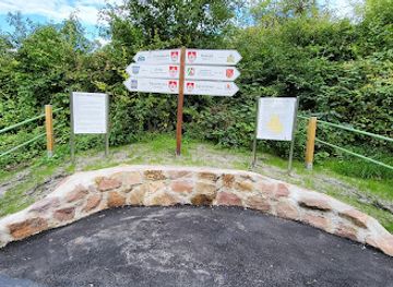 germany/teutoburg-forest/attraction/infotafel-am-mittelpunkt-von-owl