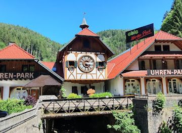 germany/black-forest/attraction/world-s-largest-cuckoo-clock