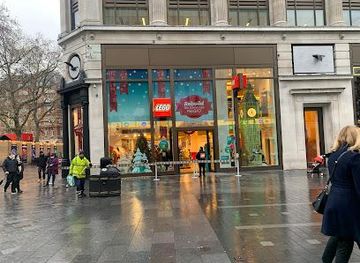 united-kingdom/london/shop/the-lego-store-leicester-square