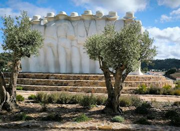 portugal/alentejo/attraction/monumento-ao-cante-alentejano
