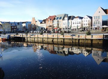 germany/north-frisia/attraction/husumer-hafen