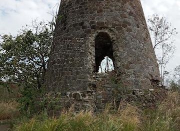 saint-kitts-and-nevis/gingerland/attraction/kim-collins-hwy