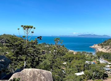 australia/magnetic-island/attraction/sphinx-lookout