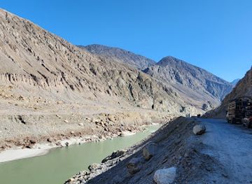 pakistan/northern-areas/attraction/tatta-pani
