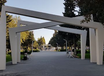 azerbaijan/baku/heydar-aliyev-center/attraction/ataturk-parki