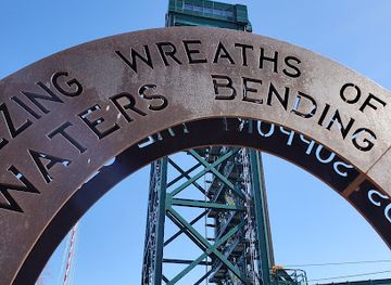 ohio/cleveland/attraction/rivergate-park