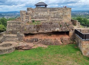 germany/saarland/attraction/teufelsburg-felsberg