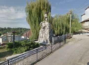 romania/buila-vanturarita-national-park/attraction/monumentul-eroului-necunoscut