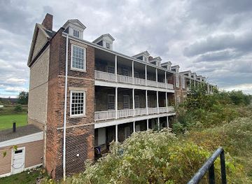 michigan/detroit/attraction/historic-fort-wayne