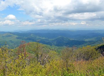 tennessee/appalachian-mountains/attraction/roan-mountain-state-park