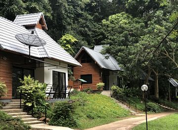 thailand/western-thailand/attraction/sappraiwan-elephant-resort-sanctuary