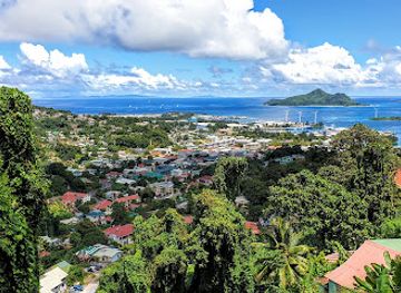 seychelles/mahe-island/attraction/view-point-over-victoria-and-eden-island