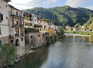 italy/garfagnana/attraction/casino-municipale-ponte-a-serraglio