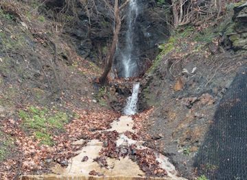 greece/samaria-gorge/attraction/kataraktis-michaliana