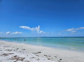 florida/sarasota/attraction/fort-de-soto-park