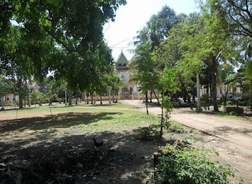 cambodia/battambang-province/attraction/kramum-cheur-veat-bay-domram