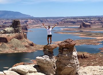 arizona/lake-powell/attraction/big-orange-jeep-tours